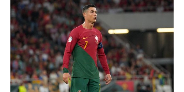 CRISTIANO RONALDO HAT 200 GUINESS-REKORD-DENKMÄLER FÜR DAS NATIONALLAND